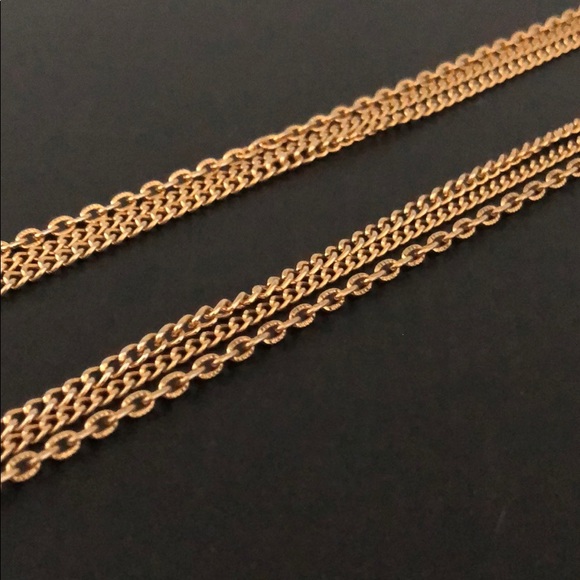 VINTAGE GOLD TONE THREE TIER CHAIN NECKLACE - Picture 4 of 11